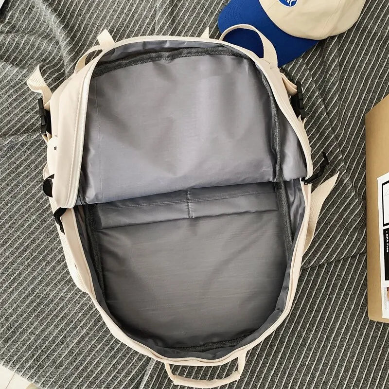 Mochila Marta: Estilo e Durabilidade da Bele Rose