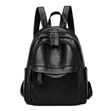 Mochila Adventure Plus em Couro Sintético - Estilo e Funcionalidade